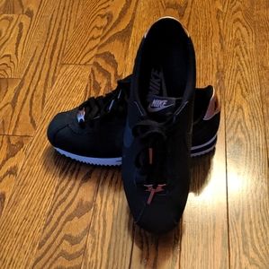 Nike Cortez